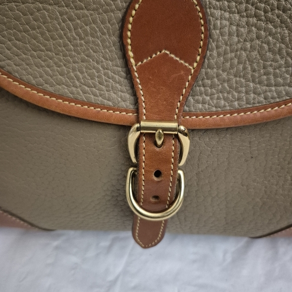 Dooney And Bourke Tan Pebbled Leather Top Handle Handbag - Picture 2 of 15